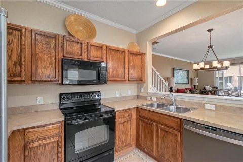 Townhouse in Ocala, Florida 3 bedrooms, 143.26 sq.m. № 2196360 - photo 9