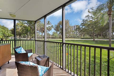 Купить кондоминиум в Авентура, Флорида 2 спальни, 100.61м2, № 2010477 - фото 7