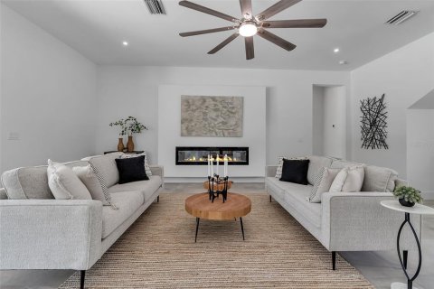 Casa en venta en Sarasota, Florida, 7 dormitorios, 428.74 m2 № 1885213 - foto 5