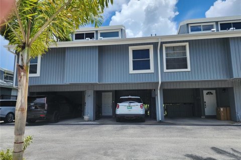 Condo in Tarpon Springs, Florida, 2 bedrooms  № 2339308