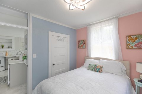 Apartment in Fruitland Park, Florida 2 bedrooms, 133.22 sq.m. № 1854117 - photo 13