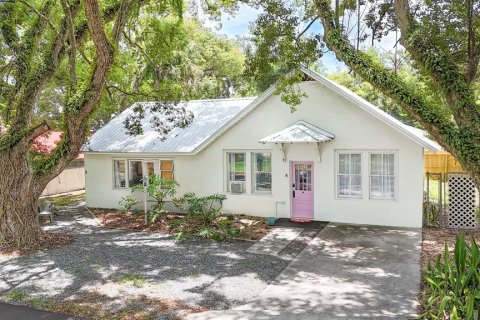 Apartment in Fruitland Park, Florida 2 bedrooms, 133.22 sq.m. № 1854117 - photo 21