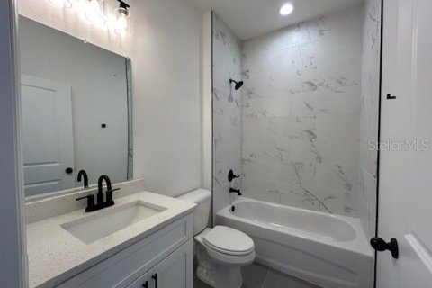 Villa ou maison à louer à Ocala, Floride: 4 chambres, 146.79 m2 № 1777092 - photo 11