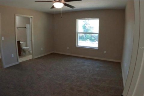 Villa ou maison à louer à Ocala, Floride: 3 chambres, 123.75 m2 № 2388126 - photo 7