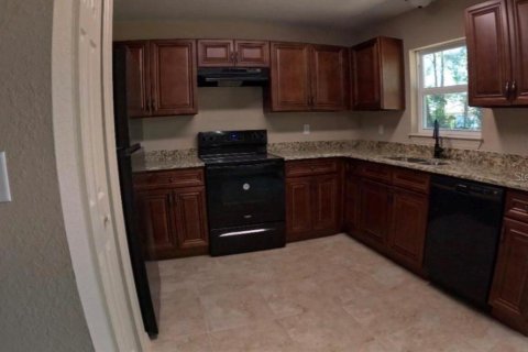 Villa ou maison à louer à Ocala, Floride: 3 chambres, 123.75 m2 № 2388126 - photo 5