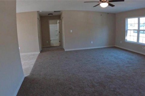 Villa ou maison à louer à Ocala, Floride: 3 chambres, 123.75 m2 № 2388126 - photo 6