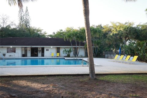 Condominio en alquiler en Lauderhill, Florida, 2 dormitorios, 119.84 m2 № 1958917 - foto 23