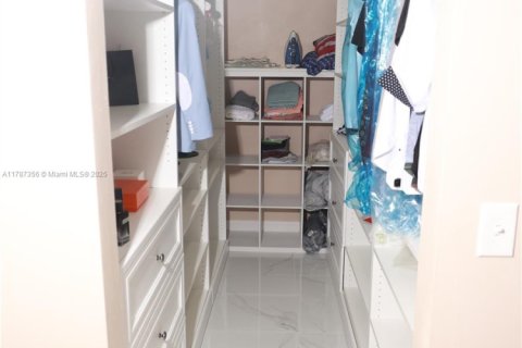 Condominio en alquiler en Lauderhill, Florida, 2 dormitorios, 119.84 m2 № 1958917 - foto 6