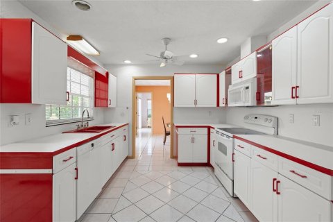 House in Nokomis, Florida 3 bedrooms, 165.92 sq.m. № 1833621 - photo 11