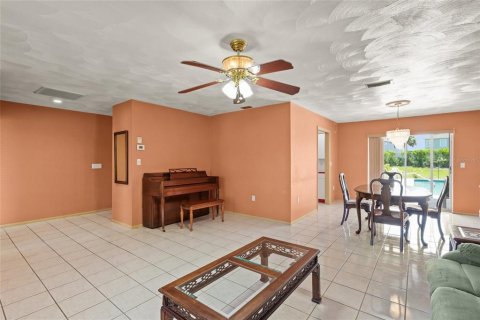 House in Nokomis, Florida 3 bedrooms, 165.92 sq.m. № 1833621 - photo 7