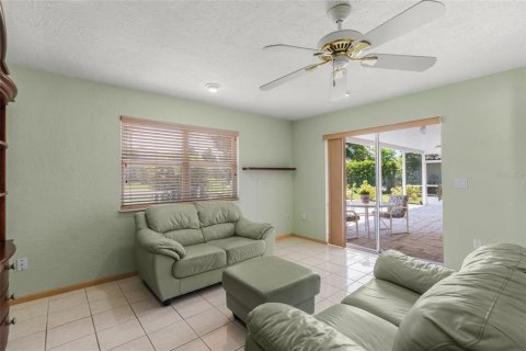 House in Nokomis, Florida 3 bedrooms, 165.92 sq.m. № 1833621 - photo 14