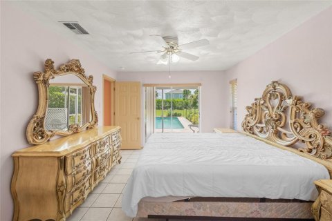 House in Nokomis, Florida 3 bedrooms, 165.92 sq.m. № 1833621 - photo 18
