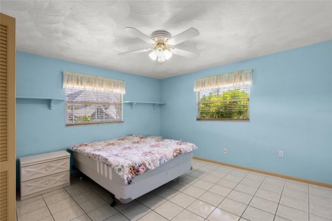 House in Nokomis, Florida 3 bedrooms, 165.92 sq.m. № 1833621 - photo 23