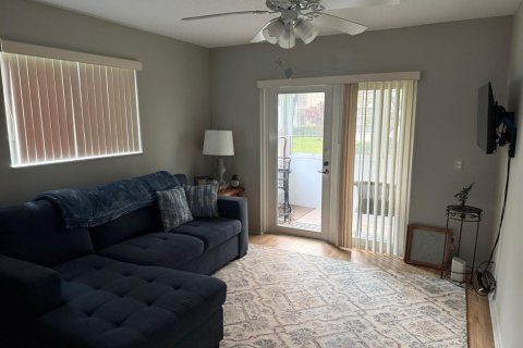 Condo in Delray Beach, Florida, 2 bedrooms № 2082031 - photo 13