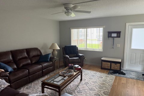 Condo in Delray Beach, Florida, 2 bedrooms № 2082031 - photo 2