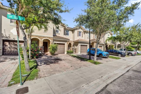 Touwnhouse à vendre à Cutler Bay, Floride: 4 chambres, 159.05 m2 № 2407802 - photo 5