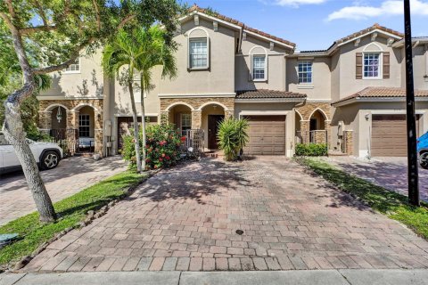 Touwnhouse à Cutler Bay, Floride 4 chambres, 159.05 m2 № 2407802