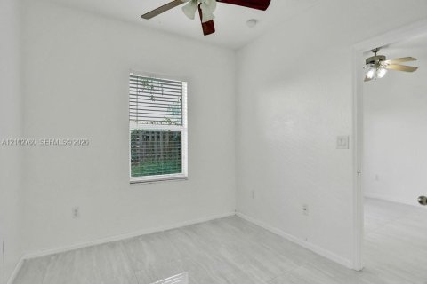 Touwnhouse à vendre à Cutler Bay, Floride: 4 chambres, 159.05 m2 № 2407802 - photo 30