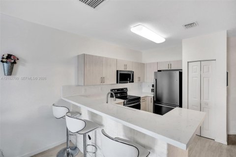 Touwnhouse à vendre à Cutler Bay, Floride: 4 chambres, 159.05 m2 № 2407802 - photo 23