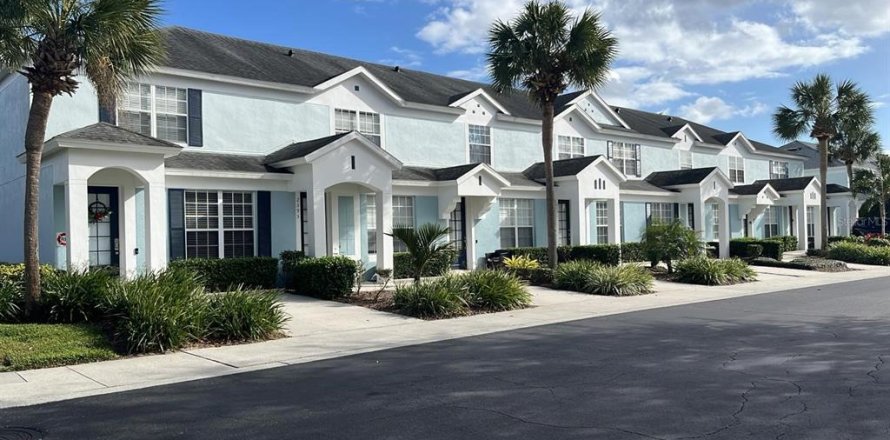 Adosado en Kissimmee, Florida 3 dormitorios, 133.78 m2 № 1593359