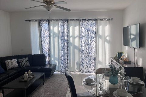 Touwnhouse à louer à Kissimmee, Floride: 3 chambres, 133.78 m2 № 1593359 - photo 15