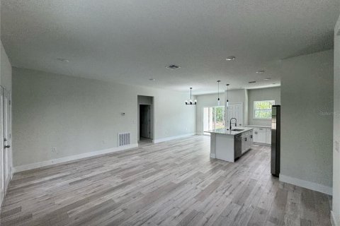 House in Dunnellon, Florida 3 bedrooms, 142.05 sq.m. № 1659030 - photo 12