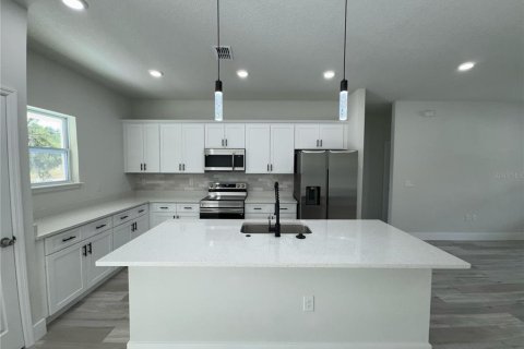 House in Dunnellon, Florida 3 bedrooms, 142.05 sq.m. № 1659030 - photo 17