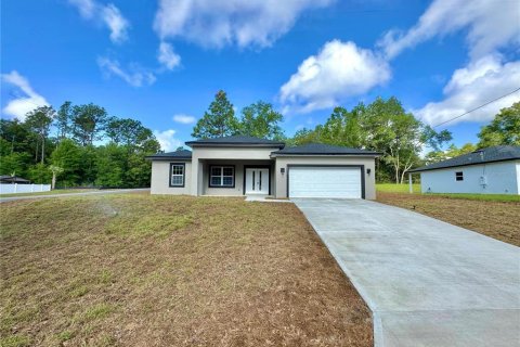 House in Dunnellon, Florida 3 bedrooms, 142.05 sq.m. № 1659030 - photo 2