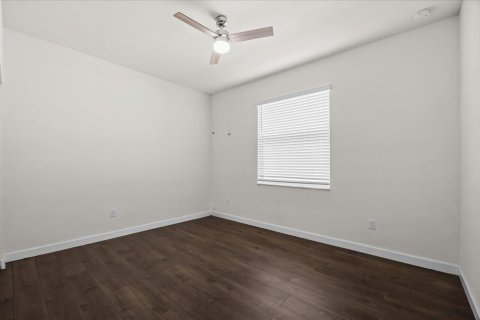 Casa en venta en Port St. Lucie, Florida, 3 dormitorios, 153.2 m2 № 2078331 - foto 17