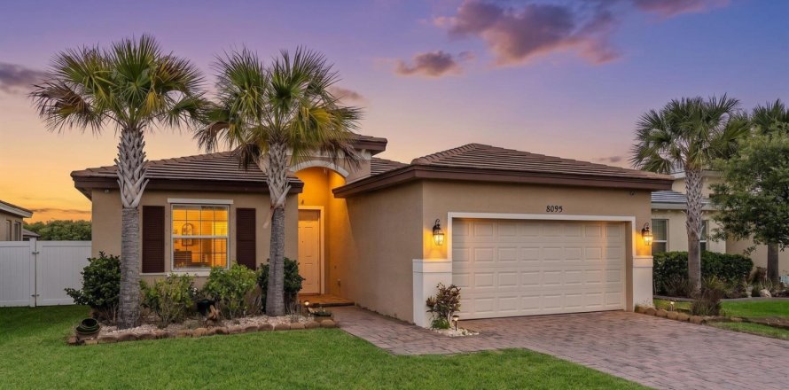 Casa en Port St. Lucie, Florida 3 dormitorios, 153.2 m2 № 2078331