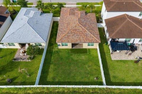 Casa en venta en Port St. Lucie, Florida, 3 dormitorios, 153.2 m2 № 2078331 - foto 28