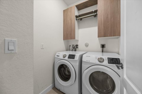 Casa en venta en Port St. Lucie, Florida, 3 dormitorios, 153.2 m2 № 2078331 - foto 22