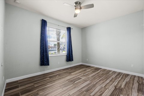 Casa en venta en Port St. Lucie, Florida, 3 dormitorios, 153.2 m2 № 2078331 - foto 20
