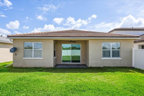 Casa en venta en Port St. Lucie, Florida, 3 dormitorios, 153.2 m2 № 2078331 - foto 24