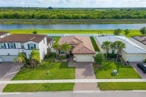 Casa en venta en Port St. Lucie, Florida, 3 dormitorios, 153.2 m2 № 2078331 - foto 3