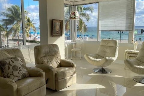 Купить кондоминиум в Форт-Лодердейл, Флорида 1 спальня, 73.86м2, № 1898145 - фото 9