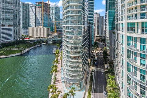 Condominio en venta en Miami, Florida, 1 dormitorio, 71.26 m2 № 1457987 - foto 3