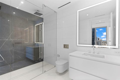 Condominio en venta en Miami, Florida, 1 dormitorio, 71.26 m2 № 1457987 - foto 21