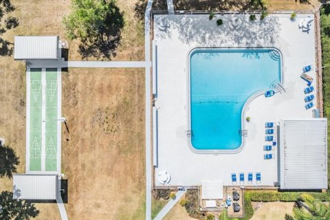 Condo in Zephyrhills, Florida, 2 bedrooms  № 1658806 - photo 2
