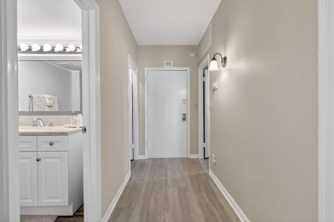 Condominio en venta en North Palm Beach, Florida, 1 dormitorio, 62.62 m2 № 2260349 - foto 6