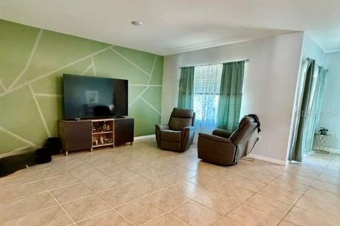 Villa ou maison à louer à Lake Wales, Floride: 3 chambres, 155.24 m2 № 2123626 - photo 8
