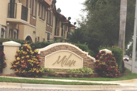 Condo in Doral, Florida, 3 bedrooms  № 1708573 - photo 4