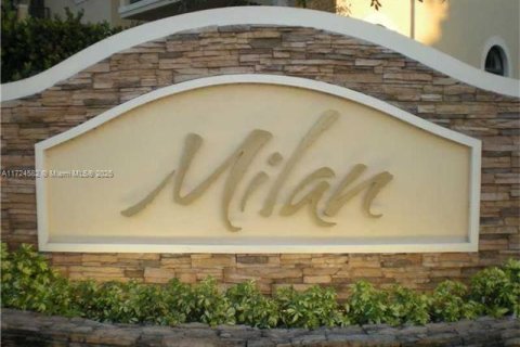 Condo in Doral, Florida, 3 bedrooms  № 1708573 - photo 1
