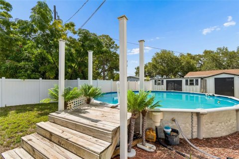 House in Saint Petersburg, Florida 3 bedrooms, 130.53 sq.m. № 2208674 - photo 21