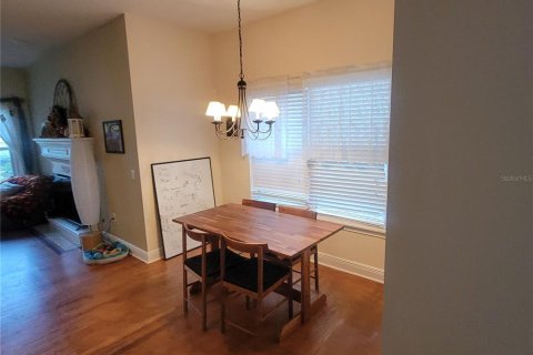 Villa ou maison à vendre à Mount Dora, Floride: 3 chambres, 148.27 m2 № 2402881 - photo 6