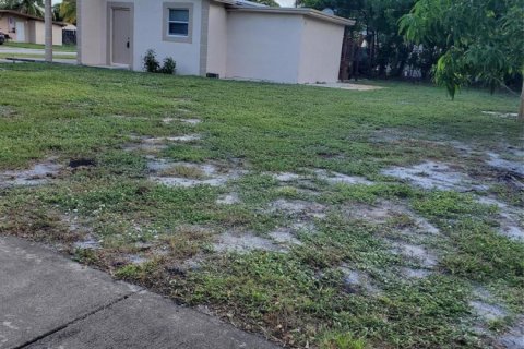 Villa ou maison à vendre à Deerfield Beach, Floride: 2 chambres, 88.26 m2 № 2439258 - photo 22