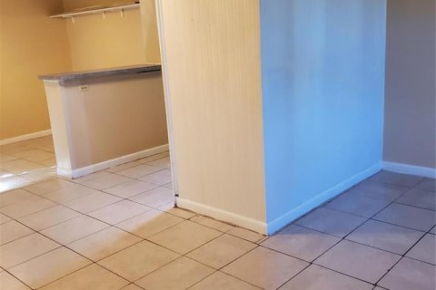 Villa ou maison à vendre à Deerfield Beach, Floride: 2 chambres, 88.26 m2 № 2439258 - photo 5