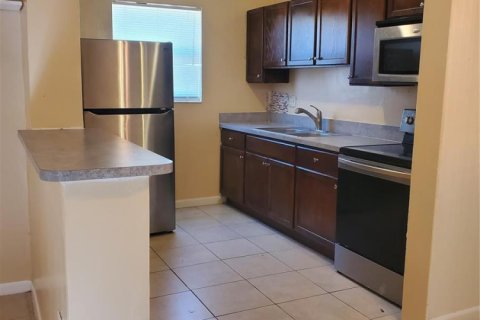 Villa ou maison à vendre à Deerfield Beach, Floride: 2 chambres, 88.26 m2 № 2439258 - photo 10