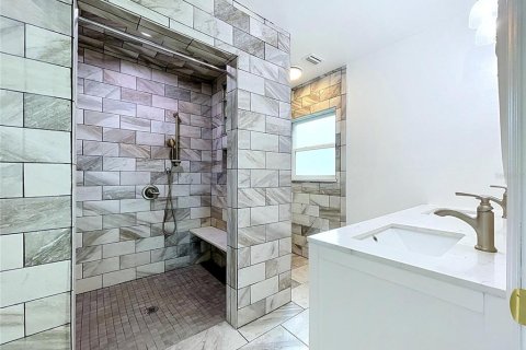 Casa en venta en Lakeland, Florida, 3 dormitorios, 299.33 m2 № 2415515 - foto 20