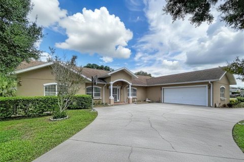 Casa en venta en Lakeland, Florida, 3 dormitorios, 299.33 m2 № 2415515 - foto 2
